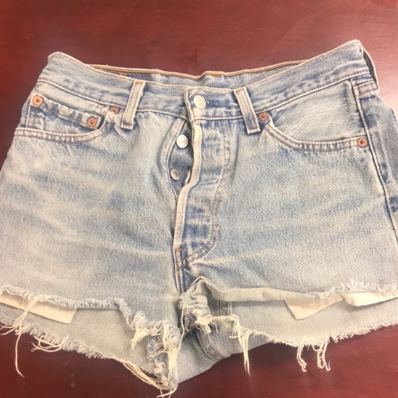 Levi's Pants - Light wash Levi shorts